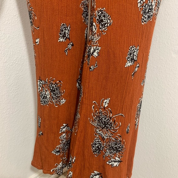 Stunning Boho Pantsuit - Picture 8 of 11